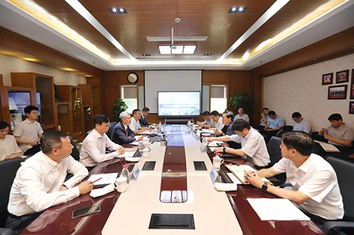 上海市委常委、浦东新区区委书记翁祖亮调研人生就是博生物医药